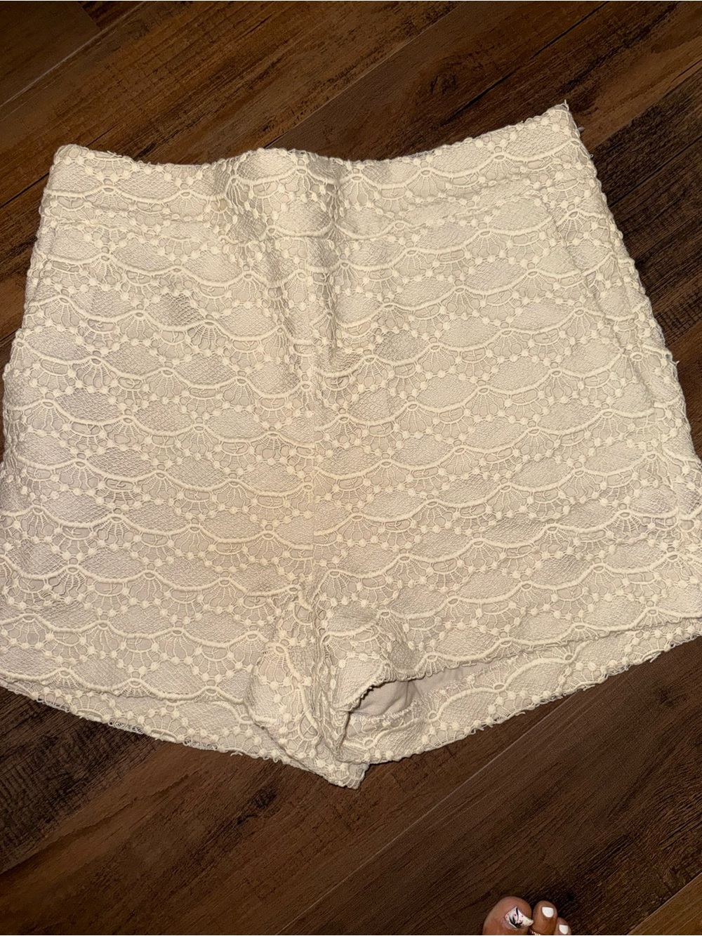Express Lace High Waisted Shorts Size 12 Ivory Cream NWT $69.90